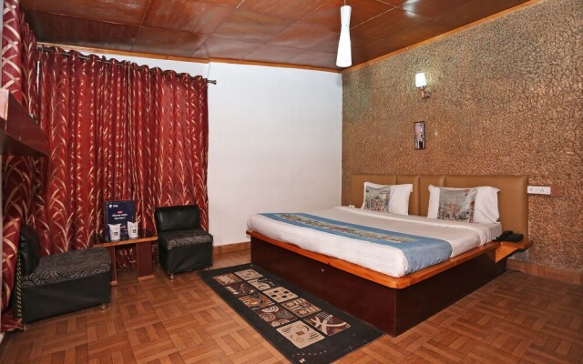 OYO 9392 Villa Riverine