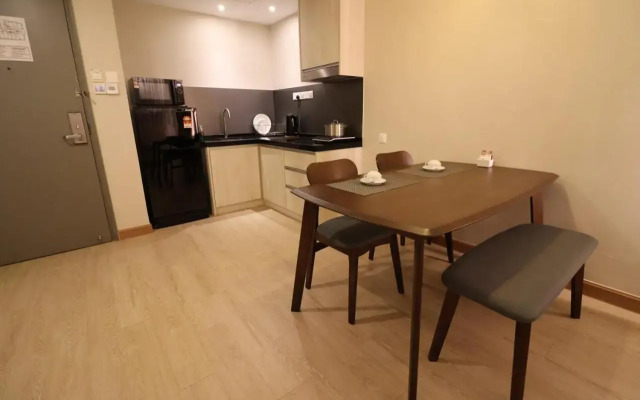 Crown Regency Serviced Suites