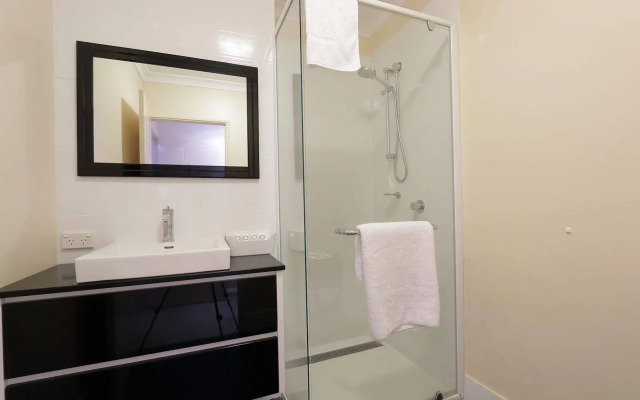 Luxe Spa on Kensington