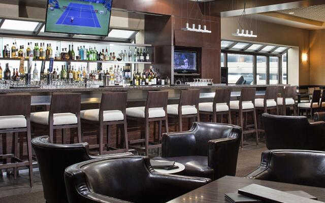 Delta Hotels by Marriott Calgary Airport In-Terminal