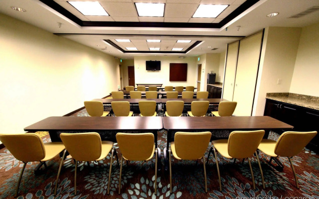 Staybridge Suites Minot by IHG