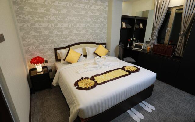Rose Palace Hotel Yangon