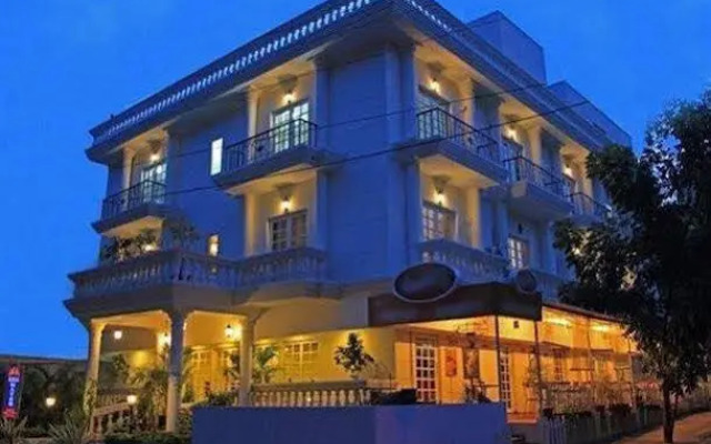 The Mayer - Indiranagar