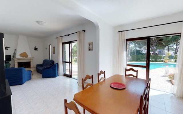 Villa Tolima Vilamoura 4 Bedroom With Pool