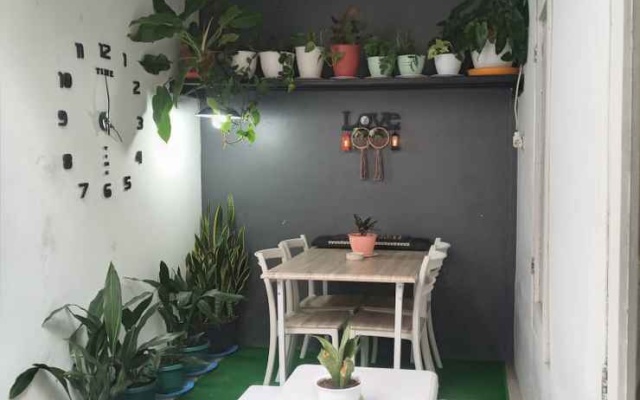 Villa Noeryani – Guest Rooms – Tarogong