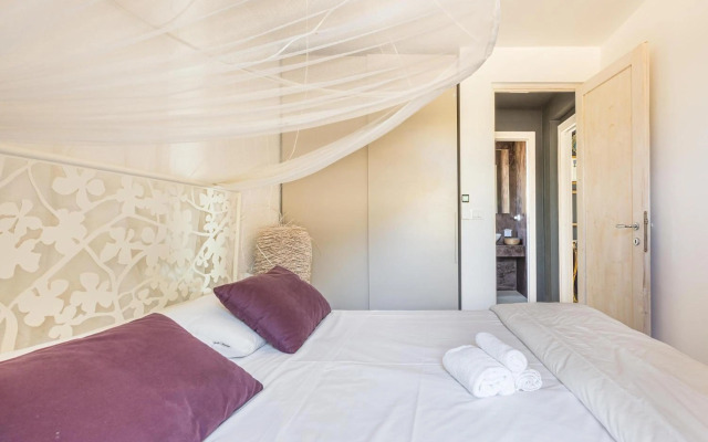 Villa Karma by BarbarHouse