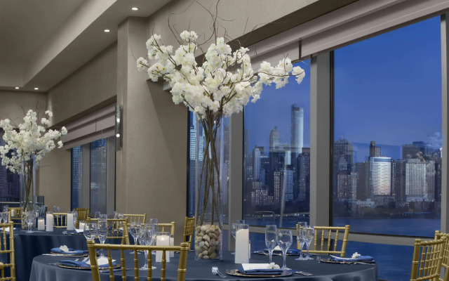 Hyatt Regency Jersey City on the Hudson