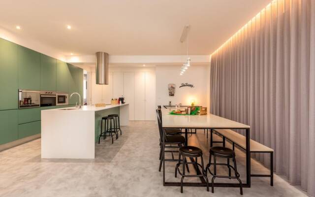 Feel Porto Pinot Townhouse