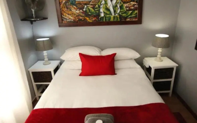 Saltycrax Backpackers and Adventures