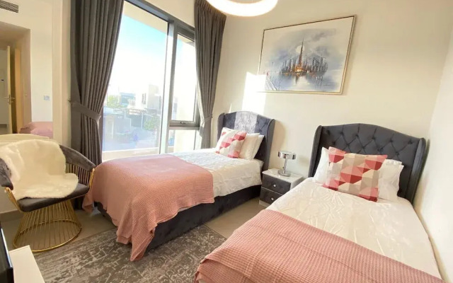 Dubai Hills Bespoke 4 Bedroom Villa