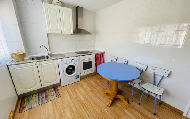 Piso junto universidad y Hospital Clínico