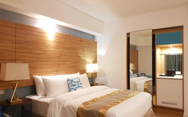 Ferra Hotel and Garden Suites
