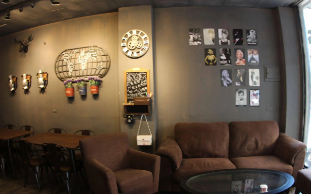 Time House Chain Hualien Train Station Hostel