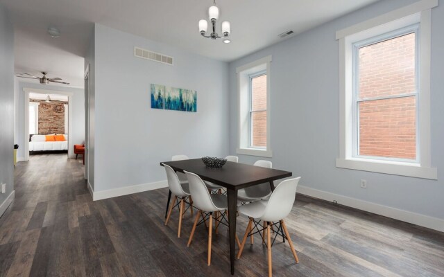 Apartments at 4340 Laclede Ave