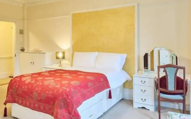 Host Stay Admiral s Rest