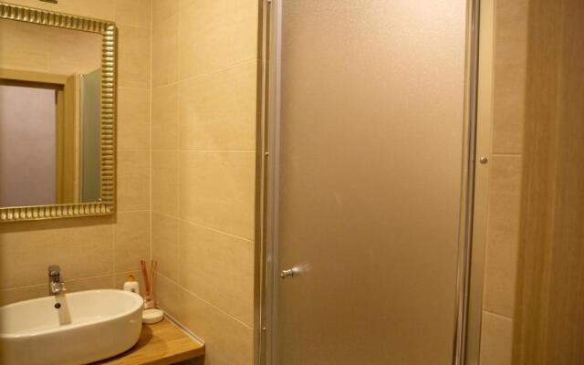 Apartments On Henuezskaya 5