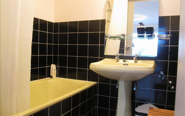 Passerelle - Studio 3rd Floor River View - ZEA 39138