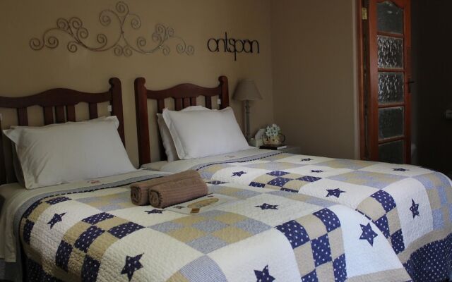 Homestead Guesthouse and Coffee Shoppe