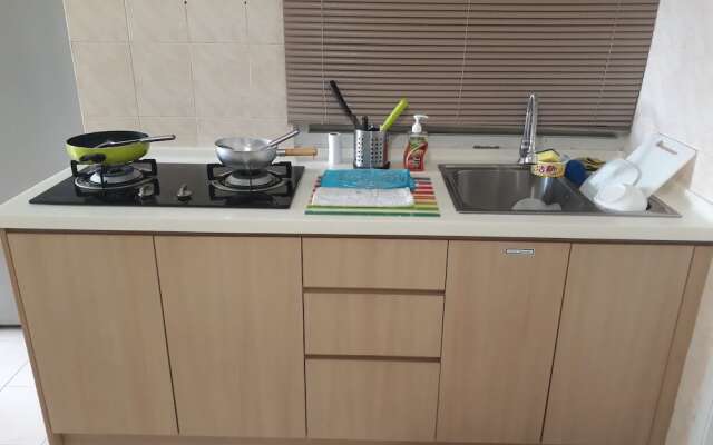 1 Room Apartment Vista Pinggiran- Equine