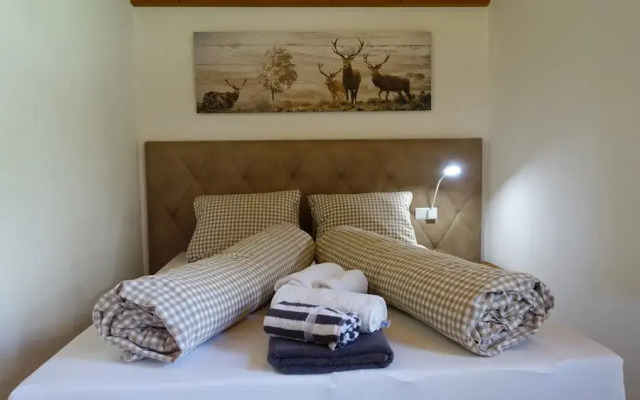 Chalet Leutasch With Ski Trail & Mountain Views