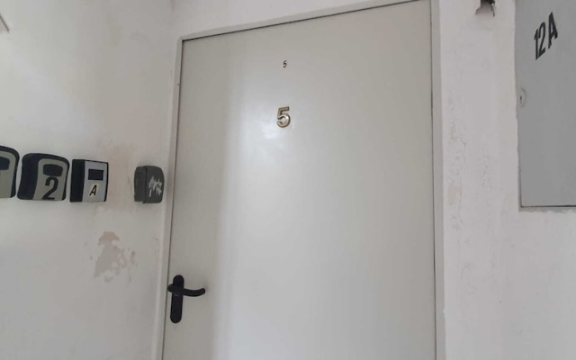 Group Stay 3 Apts Near Enkplatz
