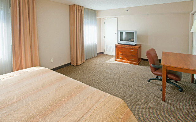 Candlewood Suites Indianapolis Downtown Medical District by IHG