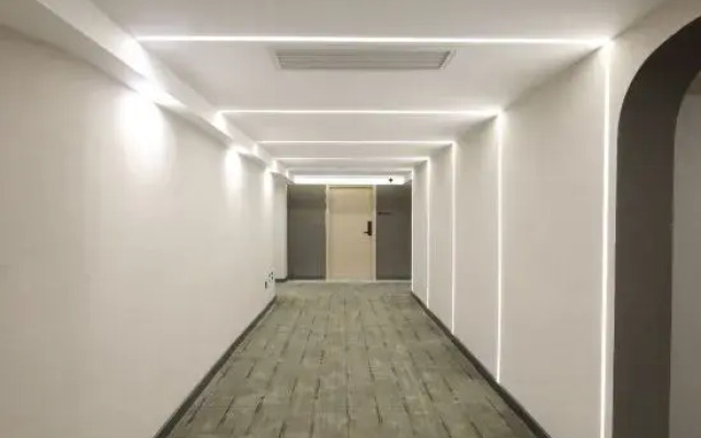 Jinwu Zhixuan Business Hotel (Jinhua Shimao City Plaza Wuzhou Ancient City Scenic Area Branch)