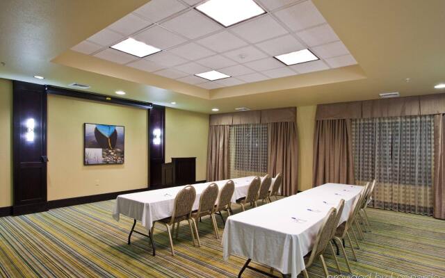 Holiday Inn Express Hotel & Suites Waycross by IHG