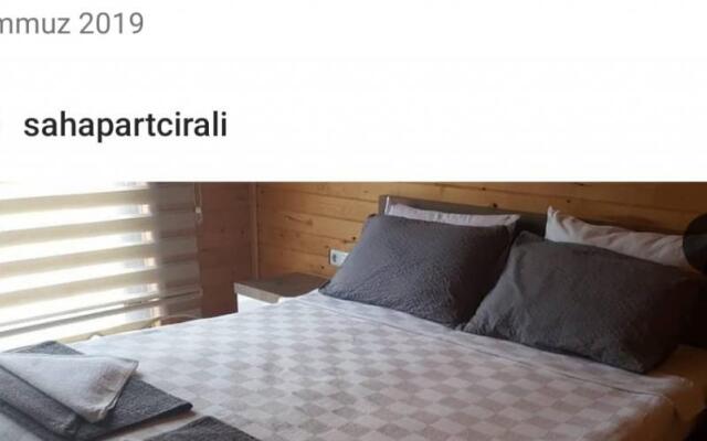 Şah Apart