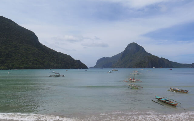 El Nido Beach Hotel