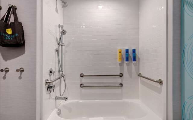 TRU BY Hilton Galveston