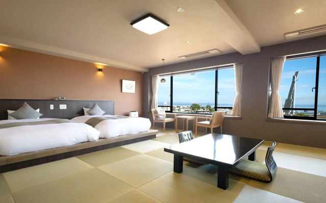 Choubounoyado Shiori