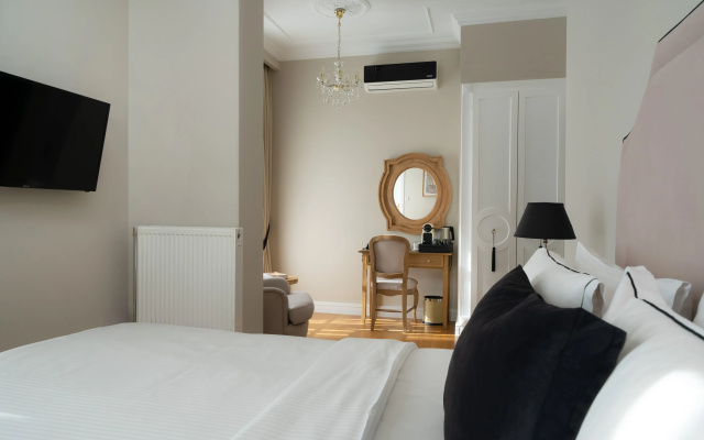 Athens Mansion Luxury Suites