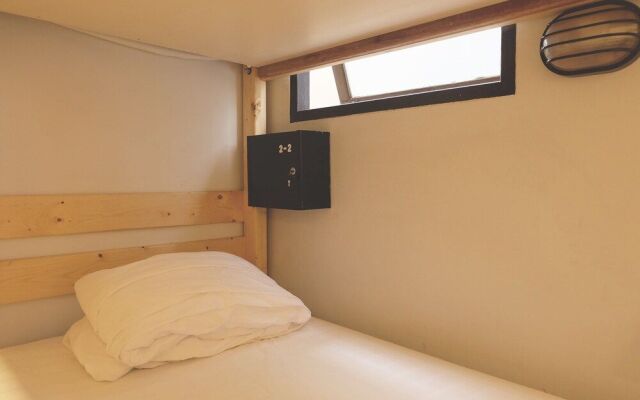Fat Cat Hostel