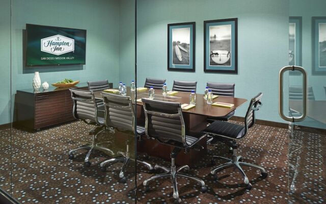Hampton Inn Mission Valley [Ex Ramada Plaza]