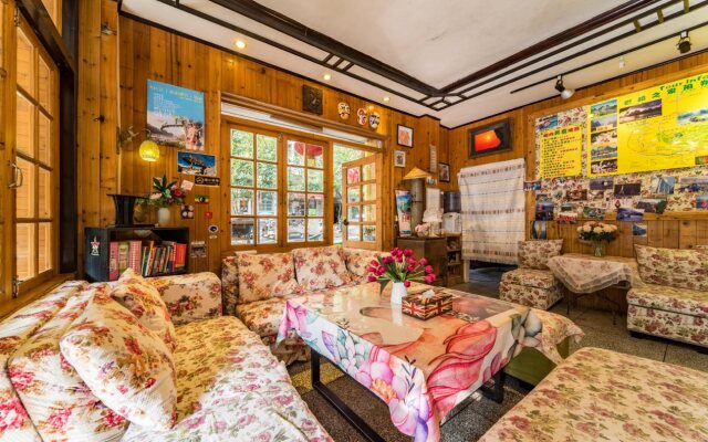 Yangshuo Rockabond Inn