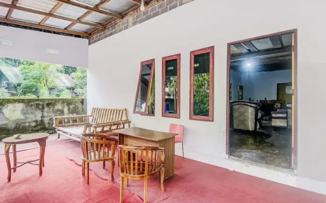 OYO 90924 Tarsius Homestay