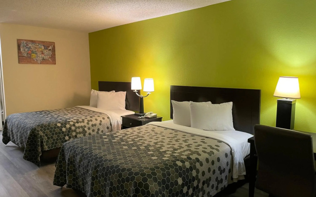 Econo Lodge Inn & Suites Sweetwater I-20