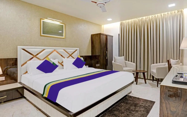 Treebo Premium Golden Bliss Trimurti Nagar Square