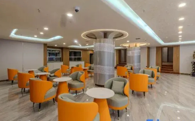 Yunshang Grassland Hotel