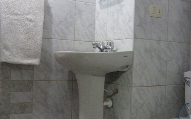 Alejandrina Backpackers Hostel