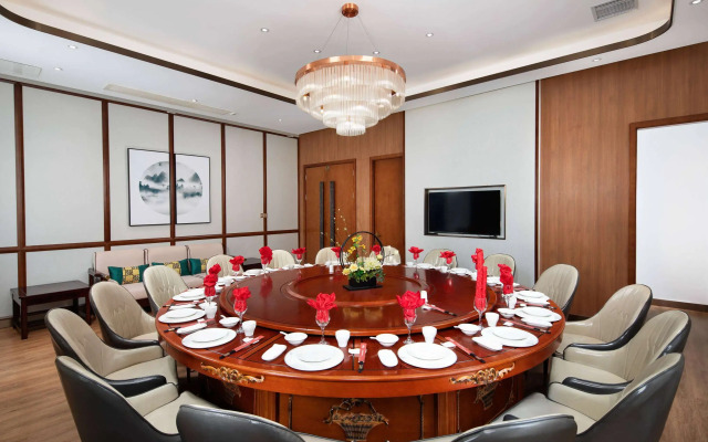 Ramada By Wyndham Changsha North