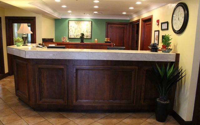 Chase Suite Hotel Newark-Fremont