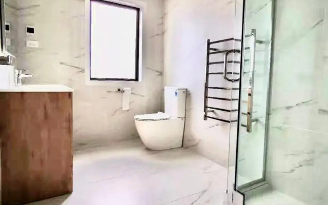 Flat Bush Private Ensuite