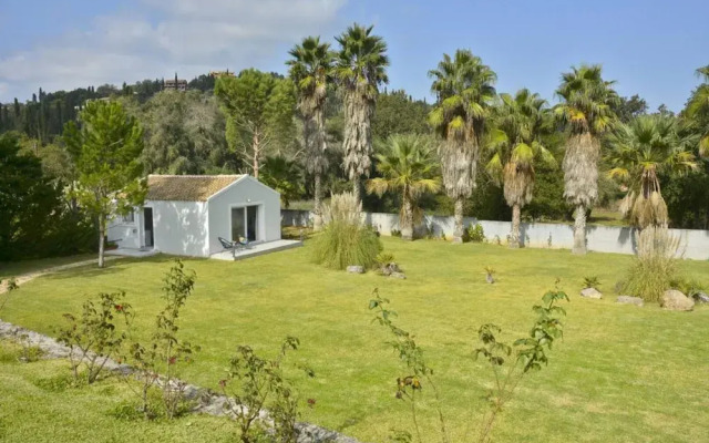 Villa Noulia With 4 Bedrooms and 2 Bathrooms