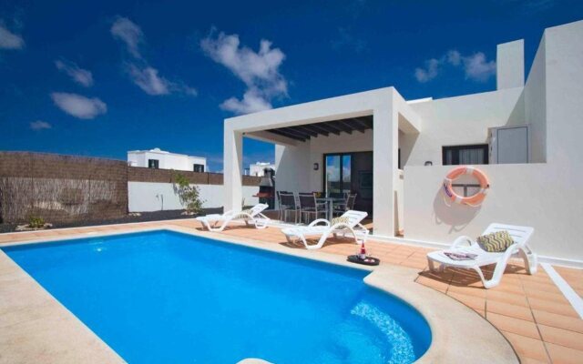 Ereza Las Buganvillas Villas