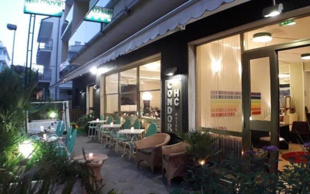 Hotel Condor