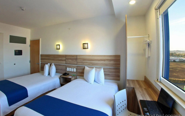 One Guadalajara Periferico Norte