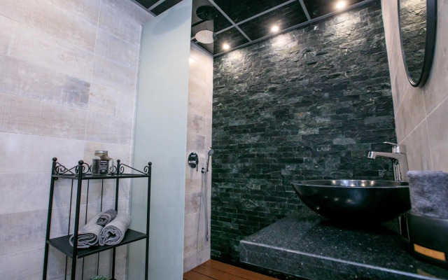 Babylon Park Apartment