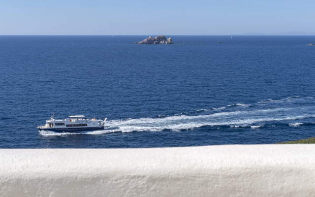 Archipelagos Resort & Villas